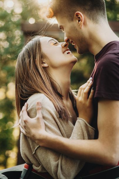 مهارت رابطه زناشویی با همسر -شناخت مردان و زنان - عشق محبت