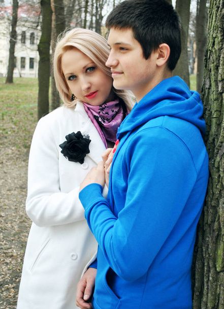 ازدواج - رابطه زناشویی با همسر -شناخت مردان و زنان - عشق محبت، علاقه - روانشناسی مهارت های ارتباطی دختران و پسران