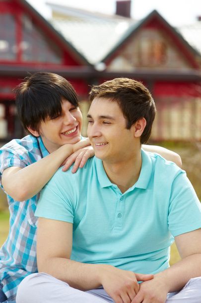 رابطه عاطفی - آموزش روابط زناشویی -شناخت مردان و زنان - عشق محبت - روانشناسی مهارت‌های ارتباطی دختران و پسران