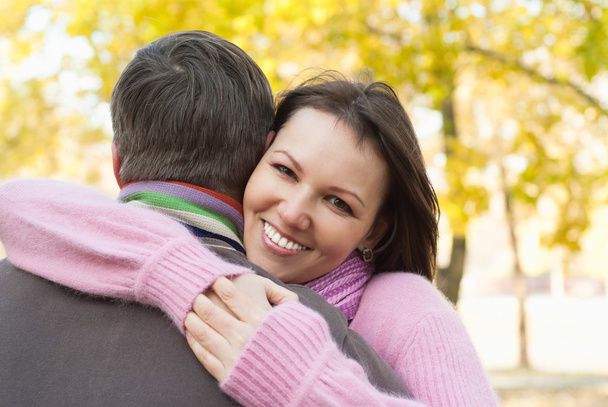 رابطه عاطفی - آموزش روابط زناشویی -شناخت مردان و زنان - عشق محبت - روانشناسی مهارت‌های ارتباطی دختران و پسران