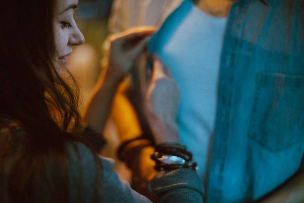 رابطه عاطفی - آموزش روابط زناشویی -شناخت مردان و زنان - عشق محبت - روانشناسی مهارت‌های ارتباطی دختران و پسران