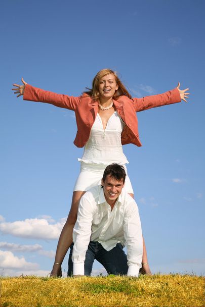 رابطه عاطفی - آموزش روابط زناشویی -شناخت مردان و زنان - عشق محبت - روانشناسی مهارت‌های ارتباطی دختران و پسران