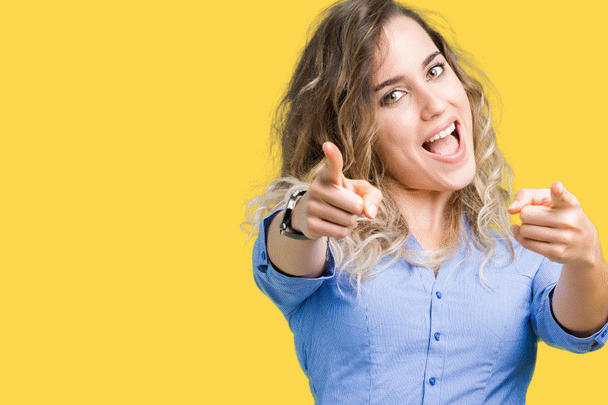 کیف کلاچ: کوله‌بار تجربیات نی نی سایتی‌ها (22 نکته خاص)